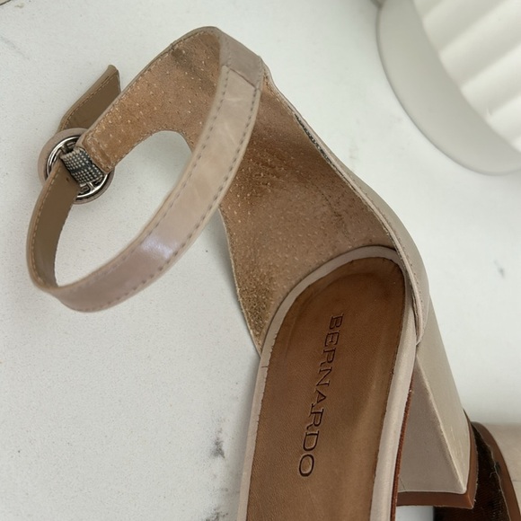 Bernardo Bethany Ankle Strap Braided Leather Block Heels Womens Size 9 - Picture 8 of 16